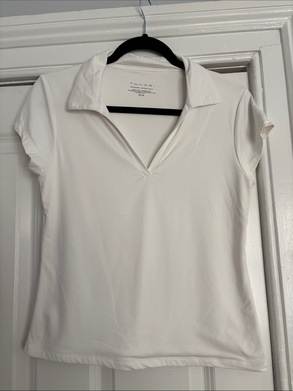 Tahari White Short-Sleeve V-Neck Polo Top - Size M